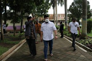 Ketua DPD RI Apresiasi Inovasi Program One Pesantren One Product di Jawa Timur