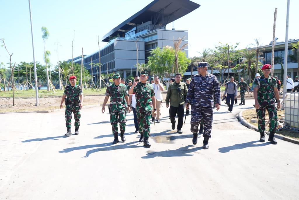 Panglima Tni Didampingi Pangdam Ix Udayana Tinjau Kesiapan Venue Dan