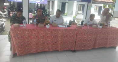 Gambar istimewa, rapat diaula kecamatan sreseh