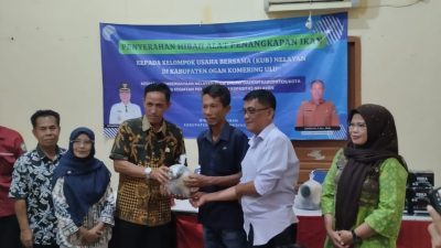 Dinas Perikanan OKU Penyerahan Hibah Alat Penangkap Ikan Kepada 5 kecamatan 