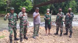 Kapten Inf Syamsuardi beserta Anggota Survei Kelayakan Lokasi Arum Jeram.