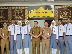 Lepas 6 Calon Paskibraka Tingkat Provinsi dan Nasional Parosil Mabsus Janjikan Reward. 