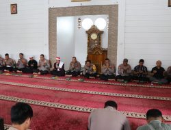 *Polres Lampung Barat Adakan giat Binrohtal*