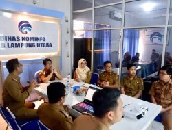 Bupati Lampung Utara Monitoring Aplikasi ‘Benglapor’, Kadis Kominfo Gunaido Uthama Paparkan Inovasi Pelayanan Publik Digital