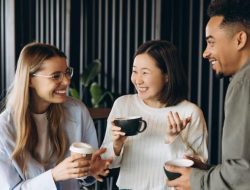 Orang yang Terlalu Memberi Banyak Informasi di 10 Menit Pertama Saat Bertemu Seseorang, Sering Kali Memiliki 7 Pengalaman Ini Saat Tumbuh Dewasa

Translation: 
Orang yang Terlalu Memberikan Banyak Informasi dalam 10 Menit Pertama saat Bertemu Seseorang, Sering Mengalami 7 Hal Ini Saat Masa Pertumbuhan