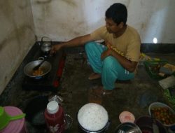 Kecelakaan Mematikan di Cianjur: Mobil Menabrak Pohon, Kepala Desa Mekarsari Bersama Istri dan Anaknya Tewas