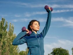 8 Kebiasaan untuk Menjaga Otak dari Penurunan Kognitif Menurut Psikologi