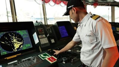 Kerja Sama Strategis PIS dan CST Singapura Tingkatkan Kemampuan Pelaut Indonesia