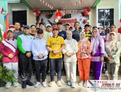 Bupati Parosil Mabsus Ajak Warga Lampung Barat Jaga Kerukunan Lewat Jalan Sehat HUT ke-80 RI