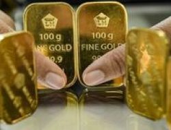Harga Emas Antam Turun Rp2.000 per Gram Hari Ini