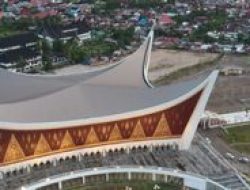 Mendung Pagi, Hujan Guyur Kota Padang Hari Ini