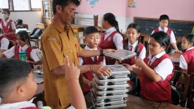 Guru Dapat Insentif Rp 100 Ribu/Hari untuk Pantau Program Makanan Bergizi Gratis