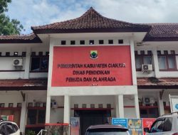 31 Kepala Sekolah Dipecat Gara-Gara Ini