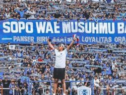 Panser Biru Gelar Aksi Damai ‘Save Our PSIS’ di Stadion Jatidiri, Tuntut Manajemen Lebih Profesional