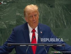 Trump Beri Jawaban Saat Ditanya Soal Palestina yang Menolak Lepas Senjata