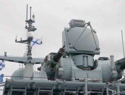 Video Kapal Rudal “Buria” Menembakkan Sistem Pantsir-M di Laut Baltik
