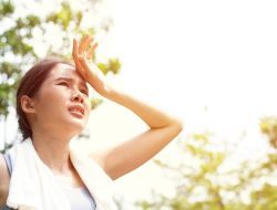 7 Tips Mengatasi Cuaca Panas di Indonesia Hari Ini