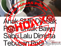 Telah beredar sebuah video di platform media sosial Instagram @kasitau.info yang menarasikan seorang anak SMP dijebak oleh polisi untuk membawa sabu dan dimintai tebusan sebesar Rp80 juta. Faktanya, informasi tersebut TIDAK BENAR alias HOAX. 