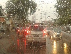 Prakiraan Cuaca Semarang 16 Oktober 2025: Hujan Petir