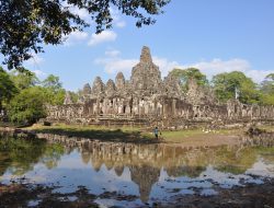 Sejarah Bendera Merah Putih Robek di Monas