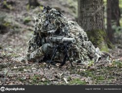 Penampakan Ratusan Sniper Berpakaian Ghillie Suit Saat Defile HUT Ke-80 TNI di Monas