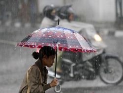 Prakiraan Cuaca Sumatera Barat Hari Ini: Padang Diguyur Hujan Ringan