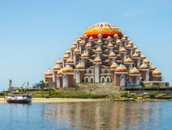 Makassar, Pilar Ekonomi Timur Indonesia