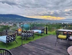11 Cafe Rooftop di Malang dengan Pemandangan Menakjubkan untuk Menikmati Kota dan Pegunungan