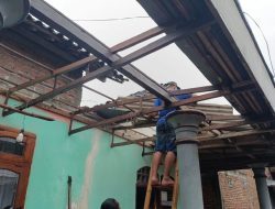 Angin Kencang Hancurkan 82 Rumah di Dua Dusun Tulungagung