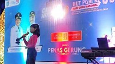 Baiq Qinara Aishwa Mulawarman Tampilkan Pesona di CFD Penas Gerung