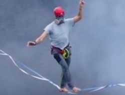 Slackline: Menguasai Keseimbangan dan Ketakutan