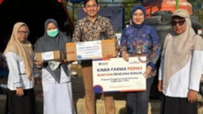 PT Kimia Farma Apotek Bantu Korban Bencana Aceh dengan Sembako dan Obat