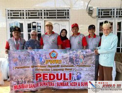 Peduli Banjir Sumatera, Persatuan Wredatama Republik Indonesia Lampung Barat Bersama JNE Salurkan Bantuan Kemanusiaan