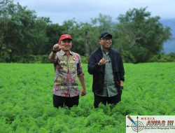 Dampingi Gubernur Lampung Temu Masyarakat Sukau, Parosil Mabsus Curhat Keluhan Masyarakat Lambar