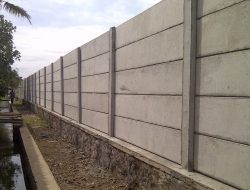 Tembok Berlin Sorong Kotor, Ayo Jaga Kebersihan Ikon Kota