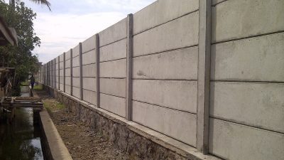 Tembok Berlin Sorong Kotor, Ayo Jaga Kebersihan Ikon Kota