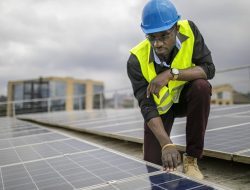 Apakah Negara Berkembang Harus Bergantung pada Energi Fosil?