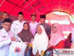 Bupati dan Wakil Bupati Pamekasan Tinjau dan Bantu Korban Longsor di Desa Sana Daya