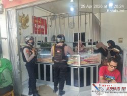 Patroli Presisi Sat Samapta Polres Lampung Utara Beri Imbauan kepada Pedagang di Pasar Dekon Kotabumi