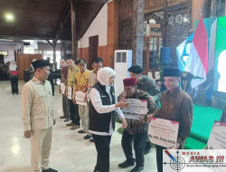 Hadiri Penyaluran Bansos, Plt Bupati Tulungagung Sampaikan Terima Kasih Pada Pemprov Jatim