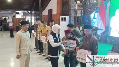 Hadiri Penyaluran Bansos, Plt Bupati Tulungagung Sampaikan Terima Kasih Pada Pemprov Jatim