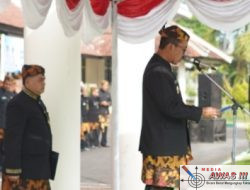 Bupati Pamekasan Gelar Upacara Hardiknas 2026