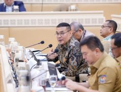 Wamen ATR Ossy Dermawan Lantik 78 Pejabat untuk Perbaikan Birokrasi