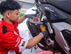 Jangan Tunggu Kilometer, Ini Waktunya Ganti Oli Motor