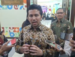 Emil Dardak: Ekonomi Jatim Tumbuh Positif Meski 4.400 Pekerja Terancam PHK