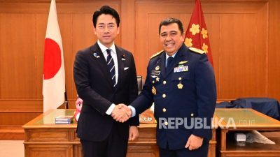 Kabaloghan dan Dirut PT PAL Bertemu Menteri Pertahanan Jepang