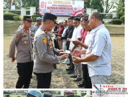 Antisipasi Judol, Wakapolres Lampung Utara Periksa HP Personel
