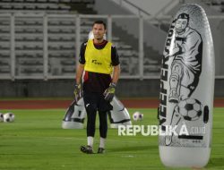 Kiper timnas Indonesia Emil Audero bela Rayo Vallecano di La Liga musim 2026/2027