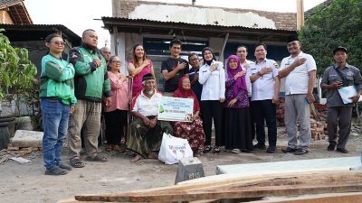 Walikota Kediri Serahkan Bantuan Sosial RTLH