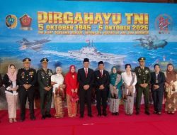 Plt Bupati Tulungagung Hadiri Upacara HUT Ke-81 TNI